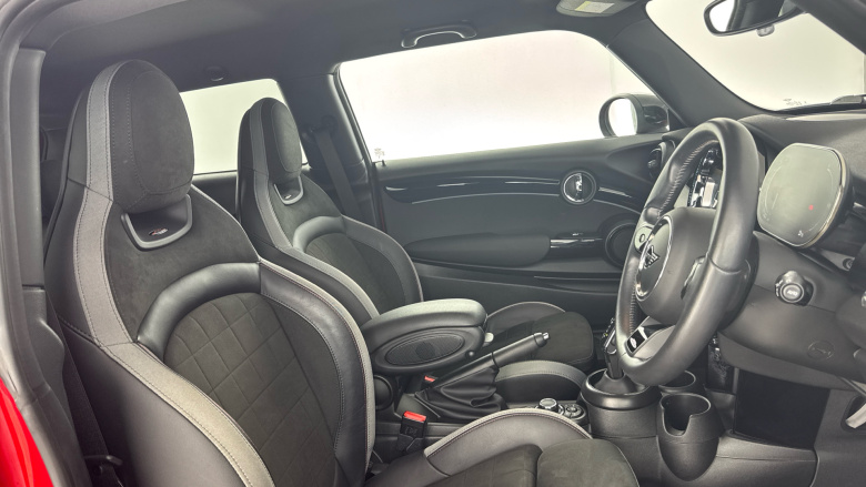 MINI Hatchback 1.5 Cooper Sport Premium 3dr Auto Petrol Hatchback